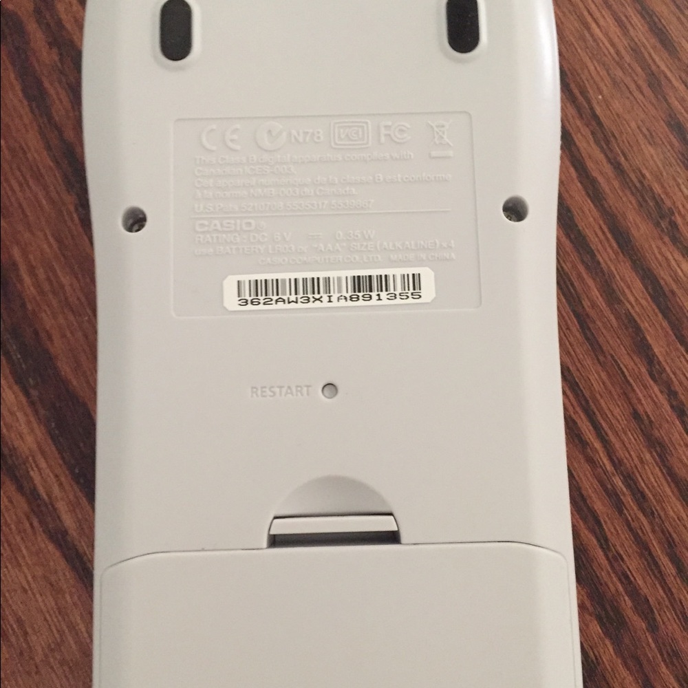 Casio graphing calculator - Picture 2 of 3